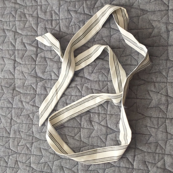 Stretch Ribbon - Picture 2 of 3